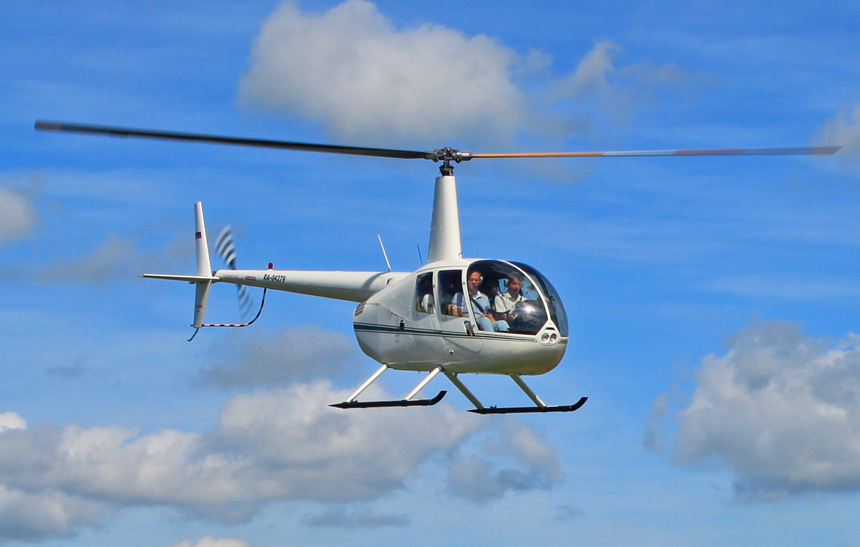 вертолет Робинсон R44