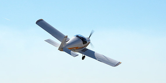 Урок пилотирования самолета Pioneer-230